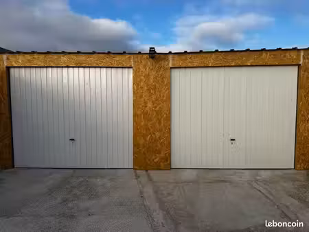 box / garage