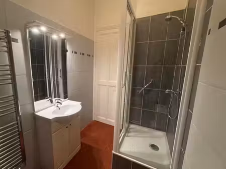 2 pièces de 29m² entièrement meublé