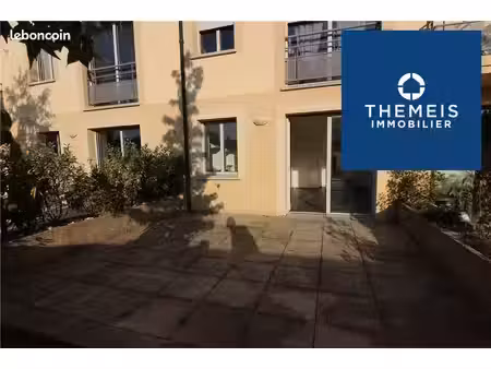 studio 1 pièce 24 m²