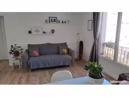 appartement t2 - 2min du métro porte de paris