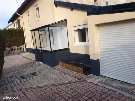 maison 65 m² terrain et garage et cave