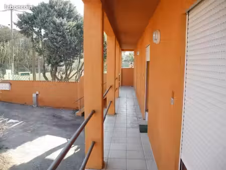 lot de 3 grands studios avec places de parking  proche centre-ville et plage