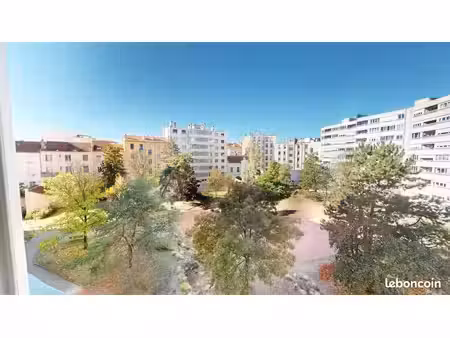 appartement 4 pièces 77 m²
