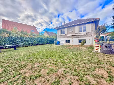 seule mandataire ** charmante maison individuelle ? terrain de 541 m² ? à 10 min à pied de