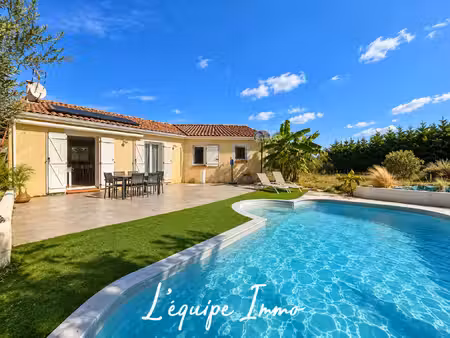 villa t4 de plain-pied avec piscine  sans vis-à-vis