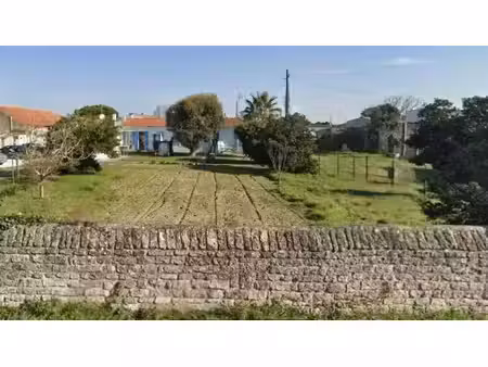 dolus d'oleron  terrain a bâtir de 350 m²