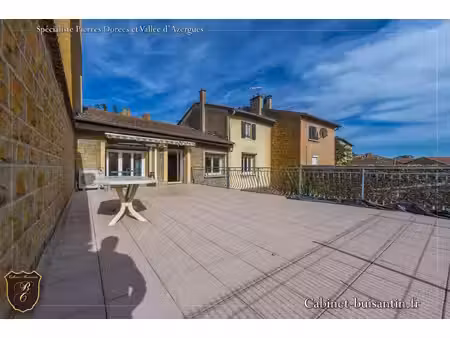 appartement avec terrasse au coeur du village