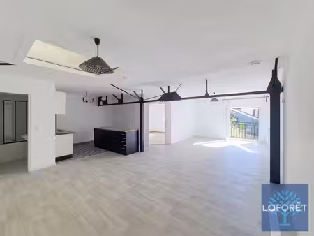 appartement la foret sainte croix 4 pièce(s) 103.05 m2