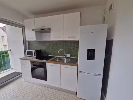 appartement t2 calme à louer à nevers avec balcon et parking