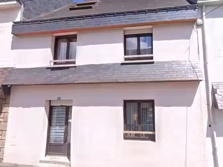 idéal investisseur ! maison atypique sur trois niveaux  vendue louée  avec deux chambres e