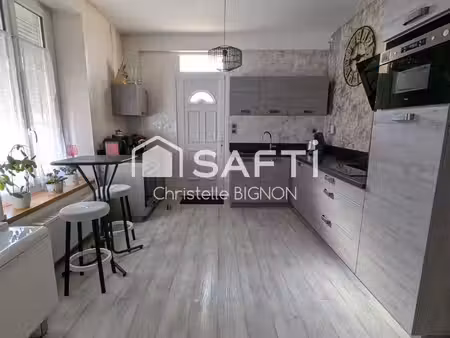 maison avec dependance amenagee : a decouvrir !