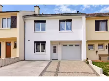 saint-apollinaire : maison avec quatre chambres.