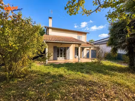 maison - 105.4m ²