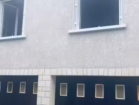 maison de village avec beaucoup de potentiel