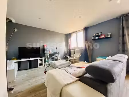 appartement - 5 pièce(s) - 82.71 m2