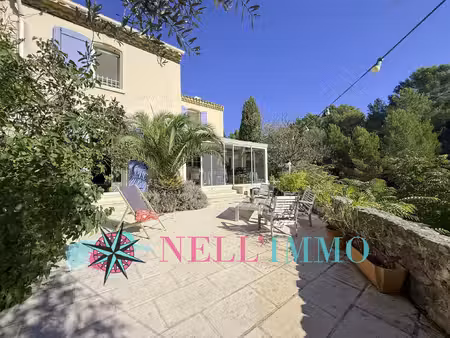 entre pelissanne et salon de provence: maison de charme sur