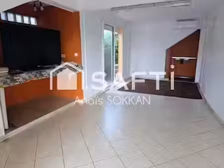 location locaux professionnels 4 pièces 70 m² à riviere salee (97215)  900 €