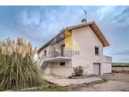 maison sur sous-sol complet entièrement rénovée à ruffey-sur