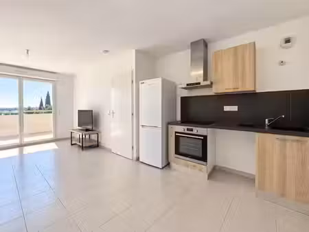 location appartement 2 pièces 44.54 m² à montfavet (84140)  725 €