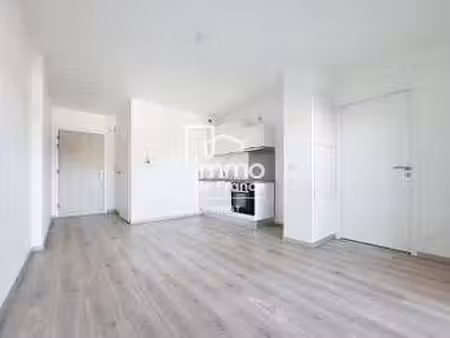 vente appartement 2 pièces à la roche-sur-yon (85000) : à vendre 2 pièces / 40m² la roche-