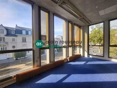 location bureaux angers 49000 118m²