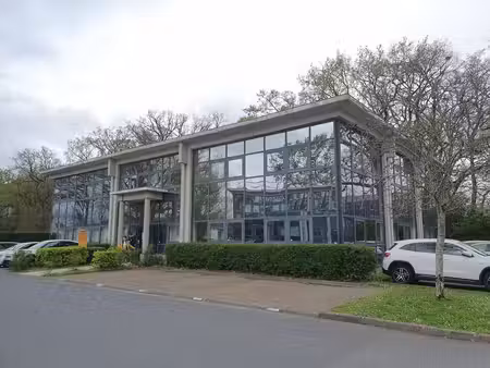 location bureaux 270m²