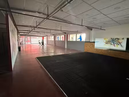 location commerce villenave-d’ornon 33140 330m²