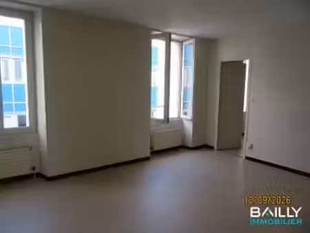 location appartement 2 pièces à la roche-sur-yon (85000) : à louer 2 pièces / 48m² la roch