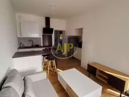 location appartement 2 pièces meublé à pontivy (56300) : à louer 2 pièces meublé / 34m² po
