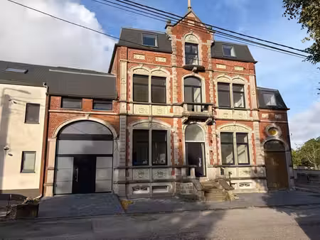 4 appartements de standing entièrement rénovés