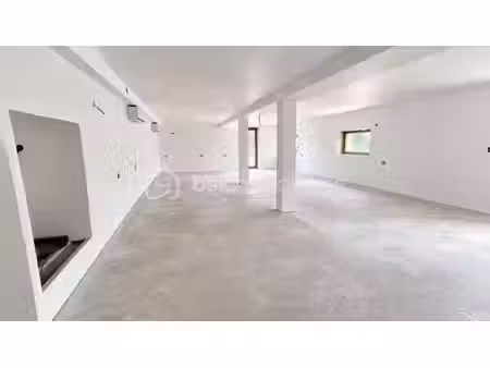 bâtiment à vendre