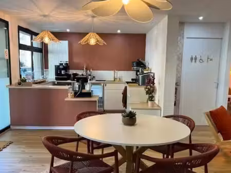 location commerce chaville 92370 84m²