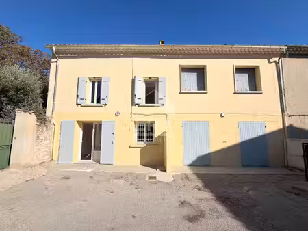 maison de village 3 pièces 83 m² à louer le puy-sainte-réparade 13610 ? | era immobilier