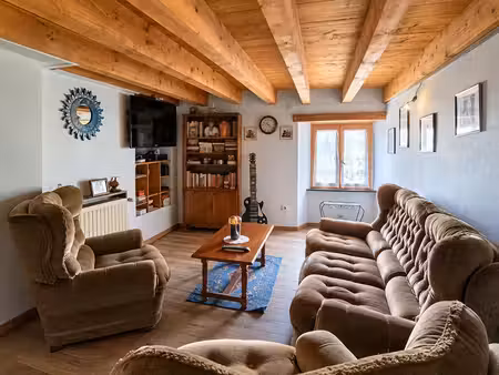 saint-jean-soleymieux - maison de village 97 m² - 3 chambres
