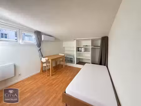 appartement à louer 1 pièce 13.6 m² - tours (37) - 415€
