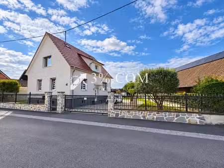 3%.com--hatten maison 4 pièces sur une terrain de 671m².