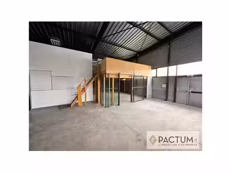 location local d’activités sainte-gemmes-sur-loire 49130 239m²