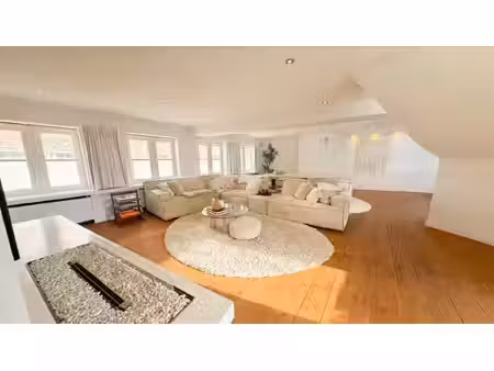 exclusief en ruim wonen in het historische centrum van brugge.
