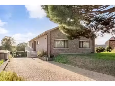 mooi gerenoveerde woning met ruime kelder op een perceel van maar liefst 14a99ca  gunstig 