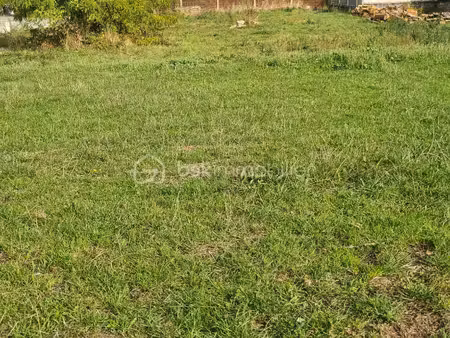 terrain de 1 287 m² à valpuiseaux