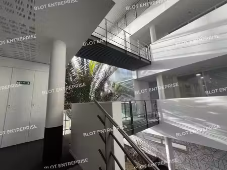 vente bureaux saint brieuc 22000 357m²