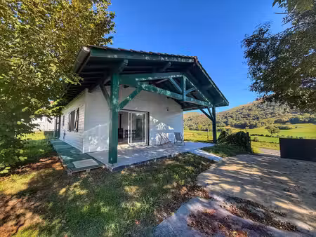 vente maison 4 pièces 87m2 saint-jean-pied-de-port 64220 - 242000 € - surface privée