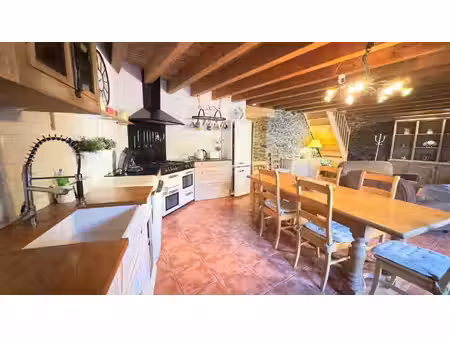 maison avec terrasse  jujols