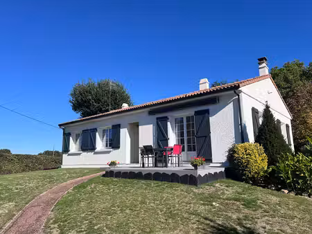 vente maison 4 pièces  98.00m²  beaulieu