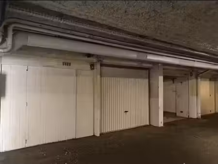 vente parking 15 m² à cannes (06400)  35 000 €