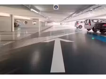 vente parking 13 m² à saint-cloud (92210)  10 700 €