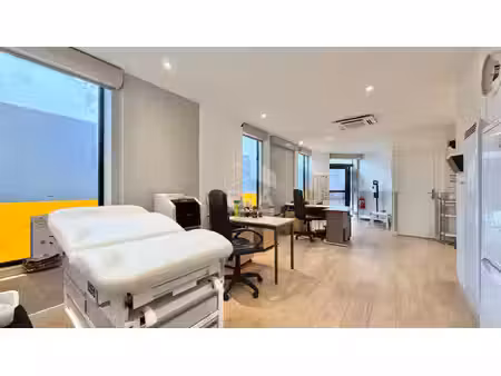 local commercial 4 pièces 61 m² à vendre / acheter corbeil-essonnes 91100 ? | era immobili