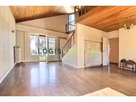 maison de luxe de 4 chambres en vente à orsay  france