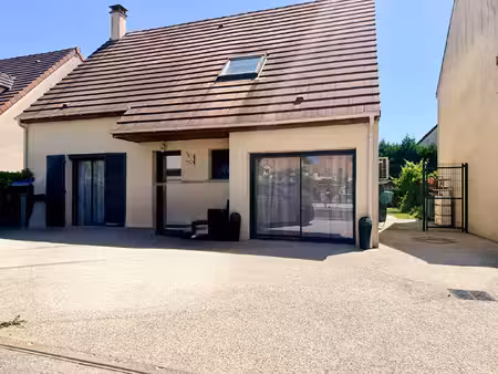 maison 6 pièces 100 m² à vendre / acheter savigny-le-temple 77176 ? | era immobilier