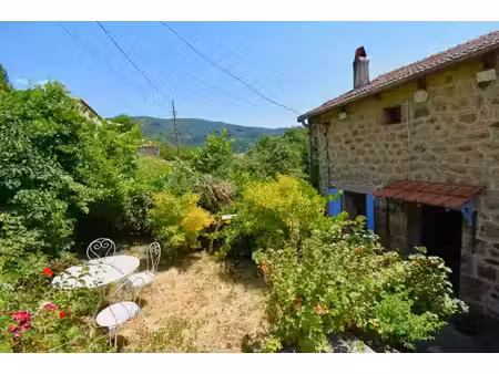 petite ferme en pierres avec terrain saint-julien-d’intres (07)